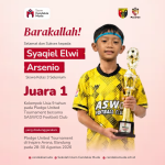 Syaqiel Elwi Arsenio, siswa kelas 3 SD Islam Cendekia Muda, meraih Juara 1 Pledge United Tournament kategori usia 9 tahun.